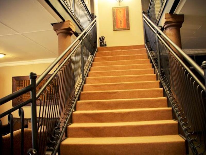 African Sands Guesthouse Load Shedding Free Bloemfontein Esterno foto
